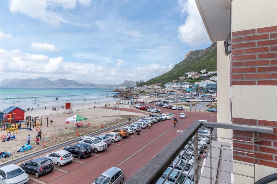 To Let 2 Bedroom Property for Rent in Muizenberg Western Cape